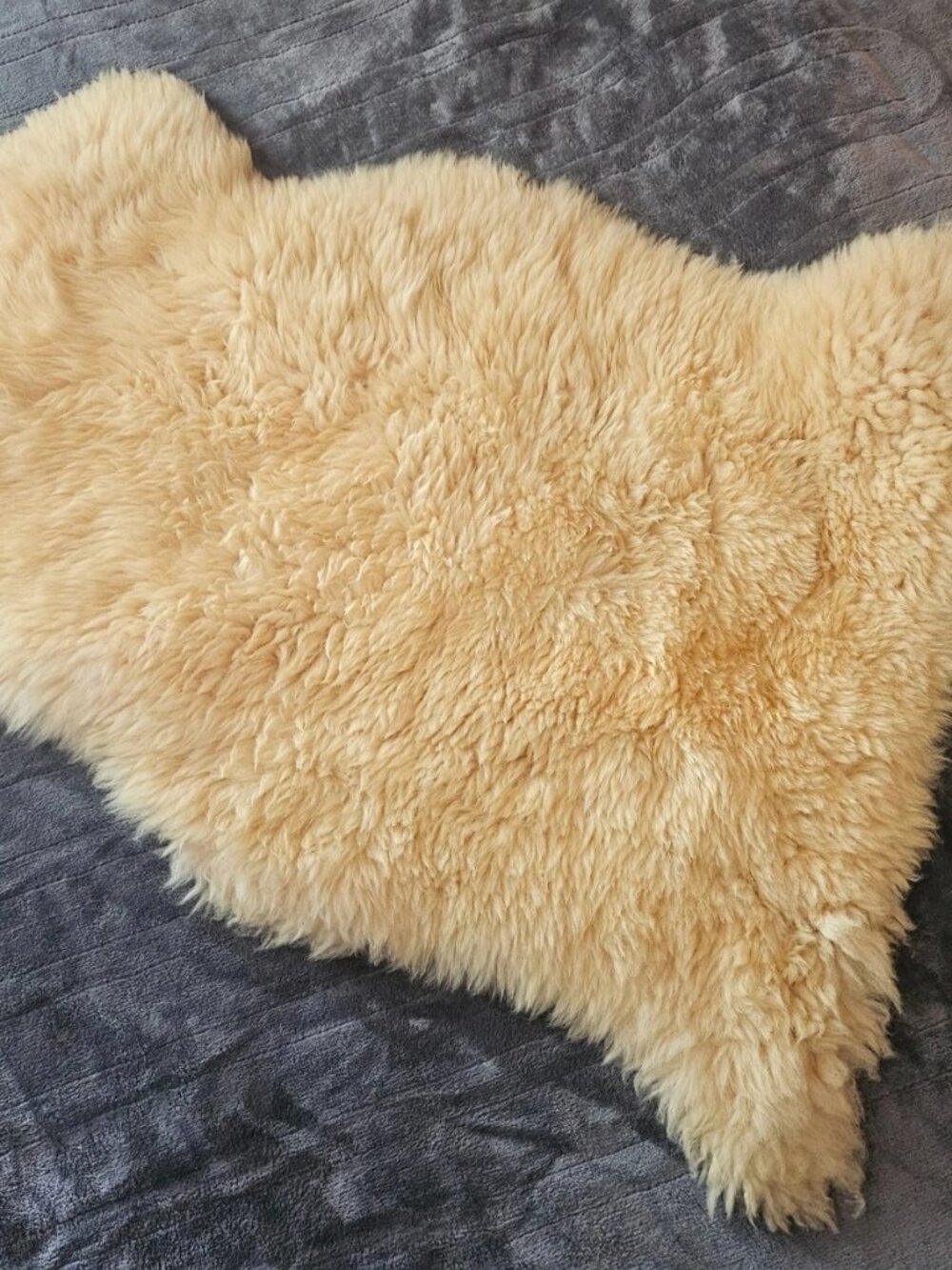 Real Fur Rug Sheepskin Genuine Leather Area Rug Handmade Soft Home Decor Rug - Picture 9 of 12